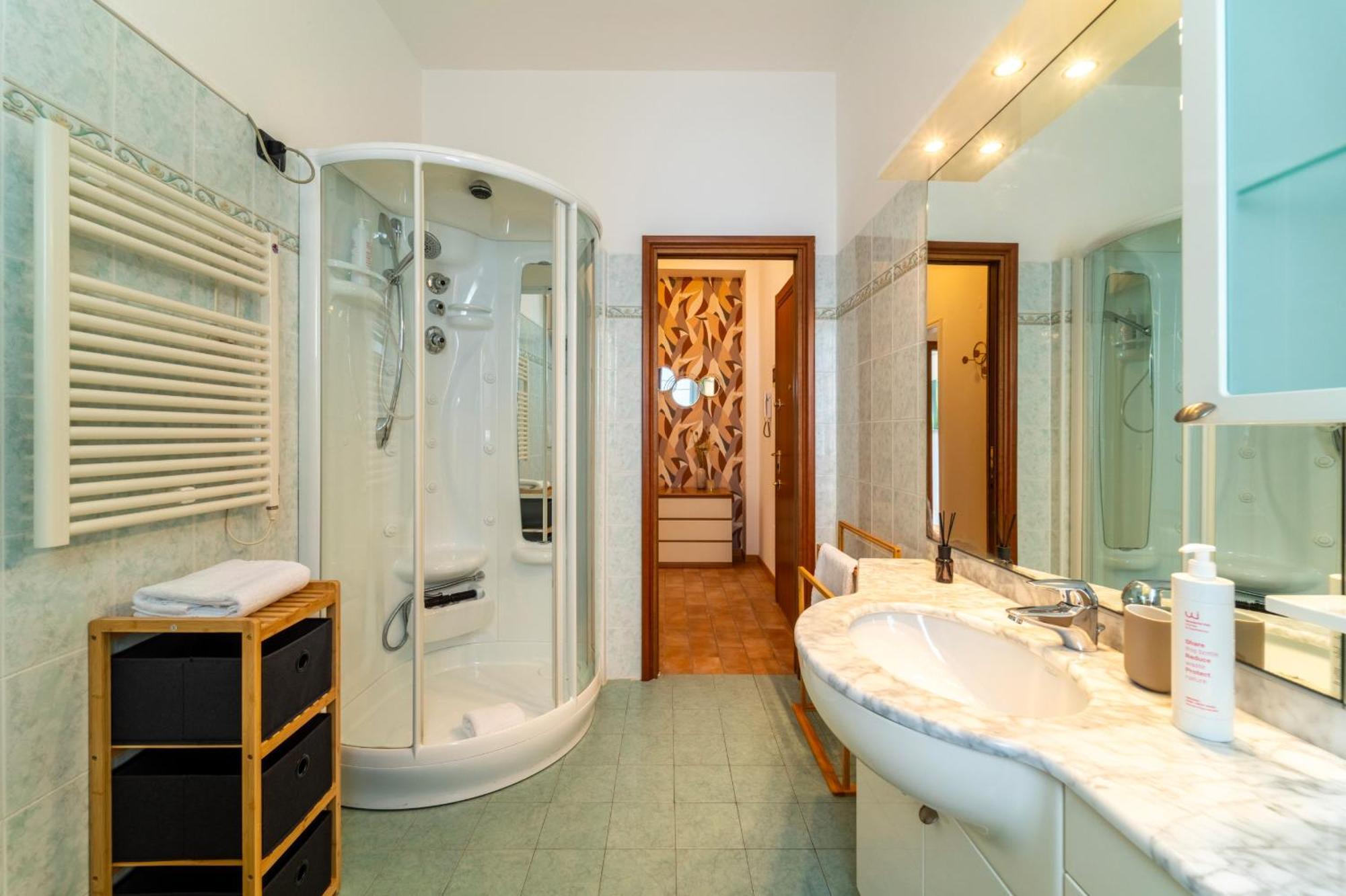 Autumn By Wonderful Italy Apartment Como
